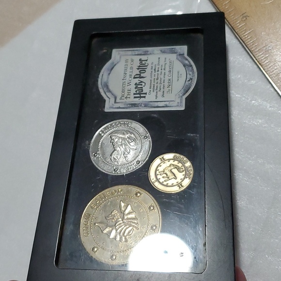 Harry Potter Gringotts Bank Coins - Picture 12 of 12
